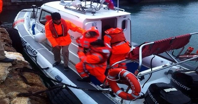 Gökçeada'da feribottaki yolcular tahliye edildi
