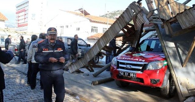 Hortum Muğla&#039;yı yıktı geçti