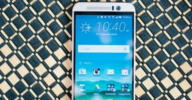 HTC One M9 paramparça