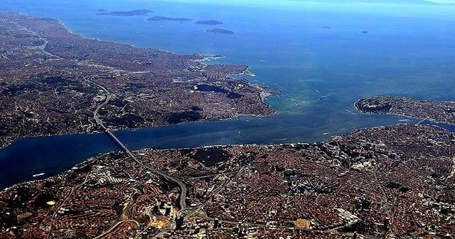 İstanbul&#039;da toplantı ve gösteri yürüyüşü alanları belirlendi