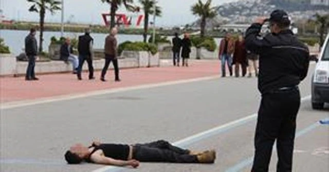 İzinli askere sokak ortasında darp