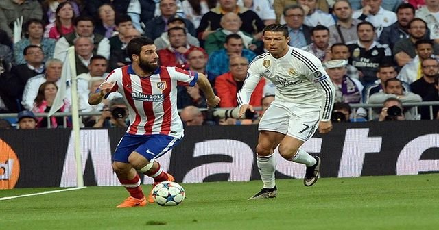 Madrid&#039;in iki büyüğüne transfer yasağı