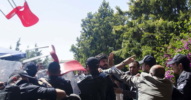 Mersin Üniversitesi&#039;nde gerginlik