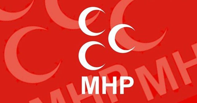 MHP adayı Oruç adaylıktan çekildi