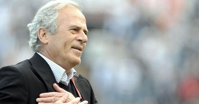 Mustafa Denizli Sedat Akçay&#039;a kızdı