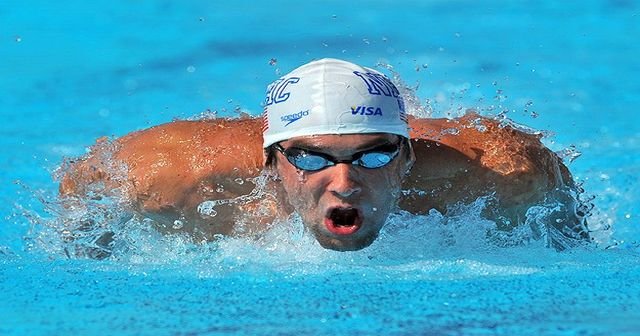 Olimpiyat şampiyonu Phelps havuza geri dönüyor