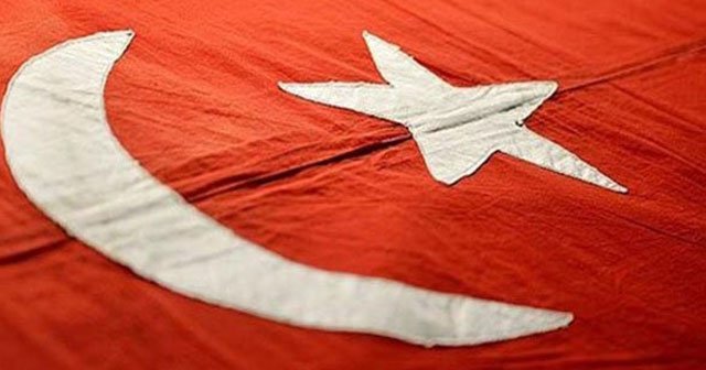 Şam‘daki Osmanlı Bayrağı Türkiye‘ye emanet