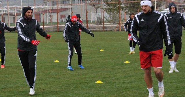 Sivasspor, Kayserispor&#039;a bileniyor