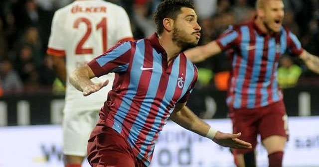 Trabzonspor, sahasında Galatasaray&#039;ı 2-1 mağlup etti