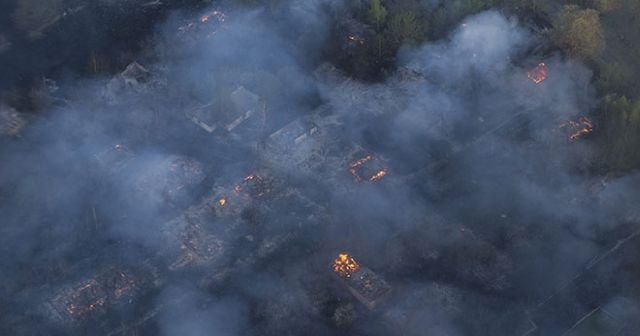 Ukrayna‘da dev  yangın ‘Çernobil‘e doğru ilerliyor