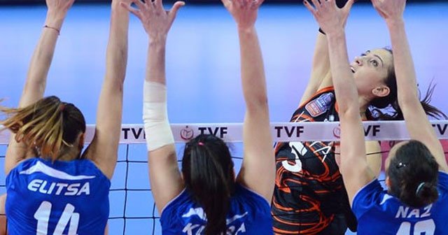 Vakıfbank Eczacıbaşı&#039;nı 3-0&#039;la geçti