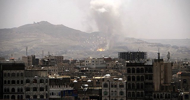 Yemen&#039;de Husilere ait tedarik merkezi bombalandı