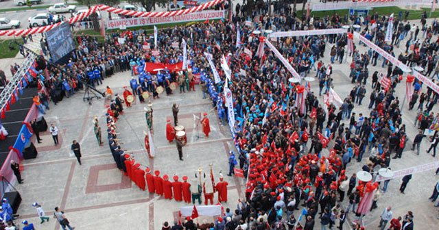 1 Mayıs Biga’da bayram gibi kutlandı