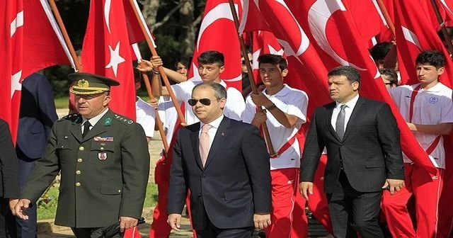 19 Mayıs'ta ilk tören Anıtkabir'de düzenlendi