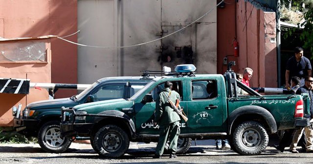 Afganistan’da otele baskın düzenleyen 4 saldırgan öldürüldü