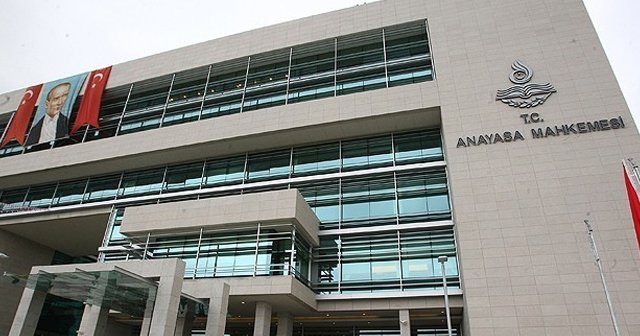 Anayasa Mahkemesi&#039;nden Kürtçe kararı