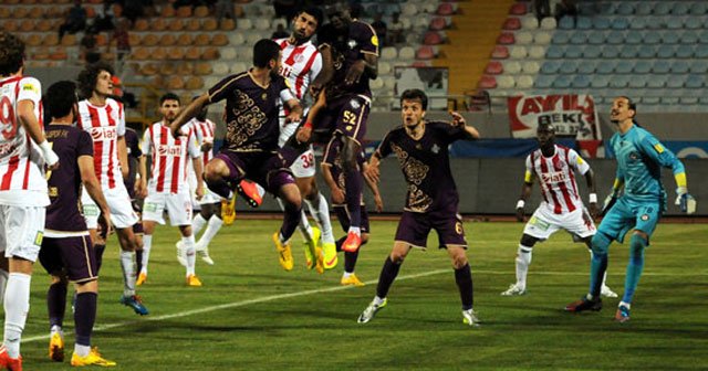 Antalyaspor hakem hatalarından yakındı