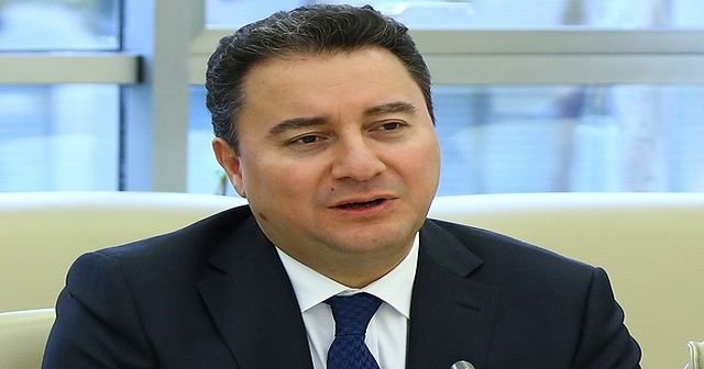 Babacan, &#039;Türkiye büyük bir felaketin eşiğinden döndü&#039;