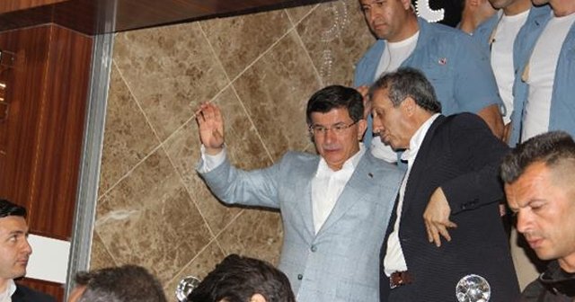 Başbakan Davutoğlu, Diyarbakır’dan ayrıldı