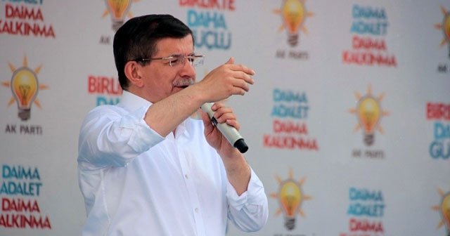 Başbakan Davutoğlu&#039;ndan şehit ve gazi yakınlarına iş müjdesi
