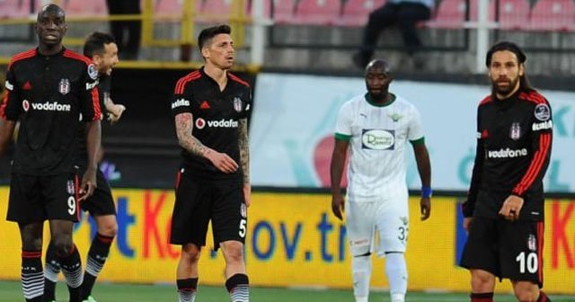 Beşiktaş, Akhisar Belediyespor ile puanları paylaştı