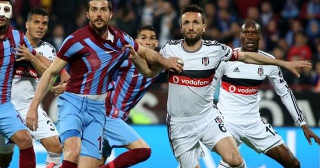 Beşiktaş deplasmanda Trabzonspor'u 2-0 yendi