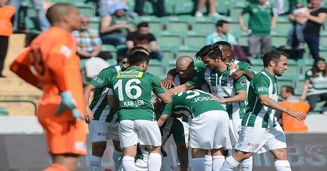 Bursaspor galibiyetlerde 'fark'ını gösteriyor