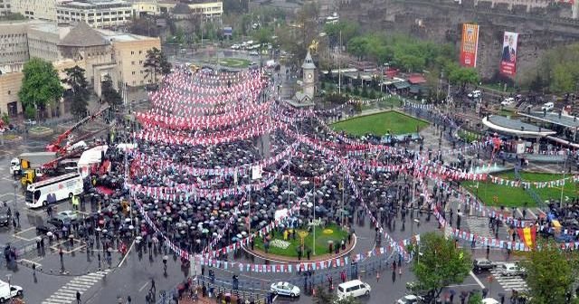 CHP‘nin Kayseri mitinginde sayı hüsranı