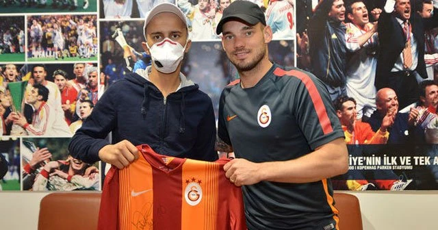 Cihat'ın Sneijder hayali gerçek oldu