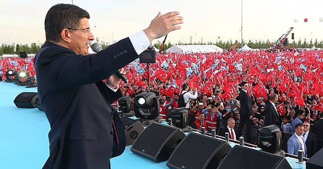 Davutoğlu, &#039;Devletimizi kudretli kılmak için yürüyoruz&#039;