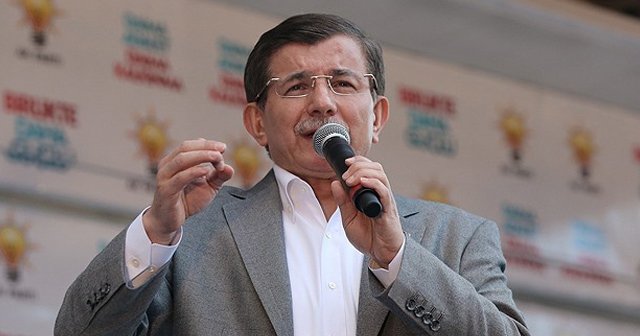 Davutoğlu, &#039;Kılıçdaroğlu Kürtleri de IŞİD&#039;e teslim ederdi&#039;