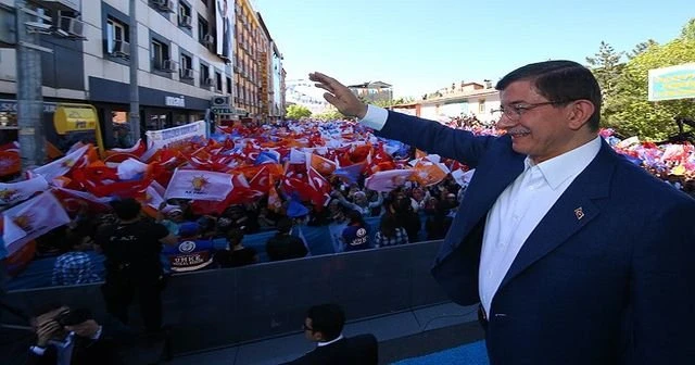 Davutoğlu, &#039;Paralel HDP ve CHP üçlü eş başkanlık yapsınlar&#039;