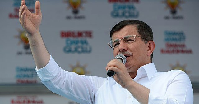 Davutoğlu, &#039;Türkiye&#039;de 55 yıl önce yaşanan acı Mısır&#039;da tekrar ediliyor&#039;