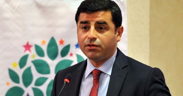 Demirtaş&#039;tan HDP&#039;nin baraj kaygısı itirafı