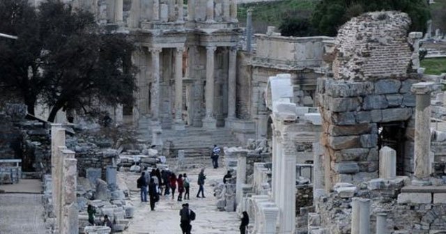 Efes Antik Kenti&#039;ne &#039;UNESCO&#039; müjdesi