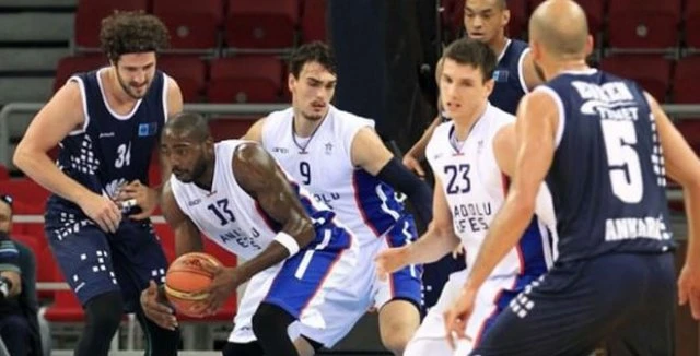 Efes'ten rahat galibiyet