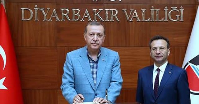 Erdoğan, Diyarbakır Valiliği’ni ziyaret etti