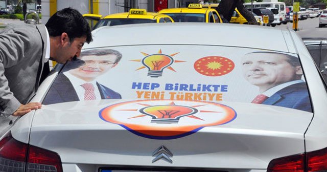 Eski DSP&#039;li Özavcı, AK Parti için yollara düştü