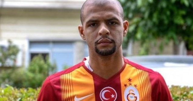 Felipe Melo&#039;nun menajerinden ayrılık açıklaması