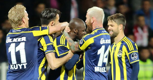 Fenerbahçe İstanbul&#039;a döndü