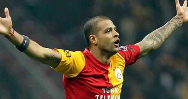 Galatasaray&#039;a Melo&#039;dan kötü hüber!