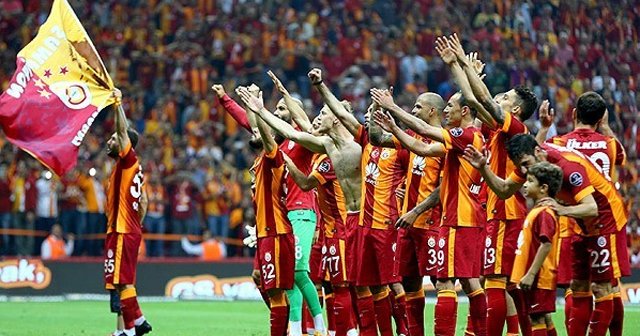 Galatasaray kupayı İstanbul&#039;da kaldıracak