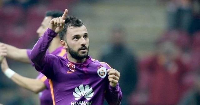 Hamzaoğlu Emre'yi affetmedi, kadro dışı!