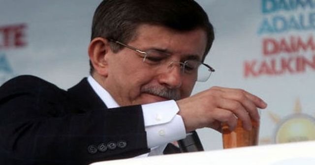 İşte Başbakan Davutoğlu&#039;nun sesini düzelten iksir