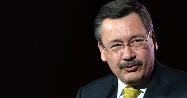 Melih Gökçek, &#039;MHP, AK Parti’ye katılmalı&#039;