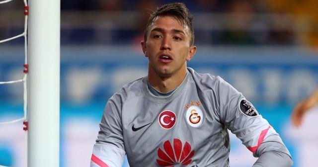 Muslera&#039;dan kart isyanı, &#039;Yanlış anlaşıldım&#039;