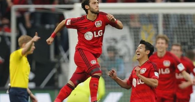 Neuer ilk frikik golünü Türk yıldızdan yedi