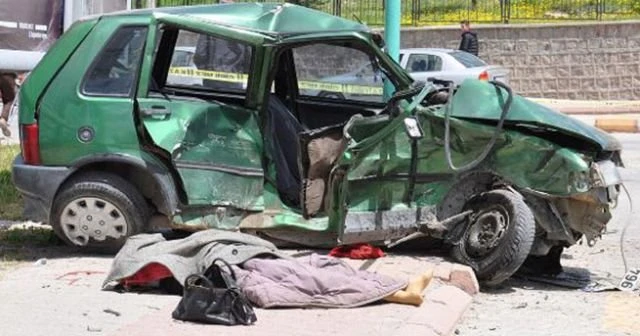Nevşehir Ürgüp’te kaza, 2 ölü 3 yaralı