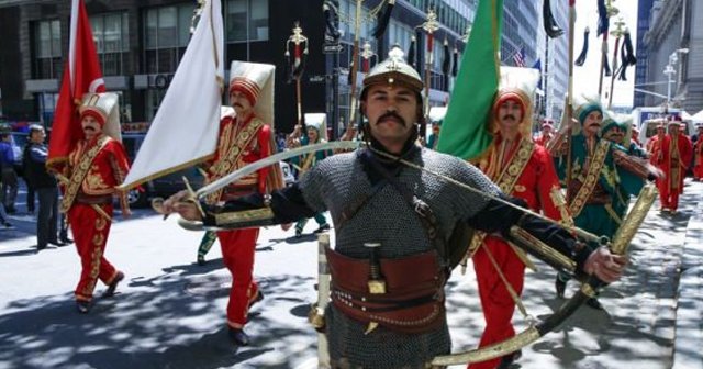 New York&#039;ta mehteran coşkusu