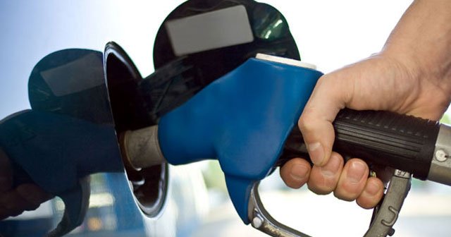 Petrol fiyatlarındaki yükseliş pompaya yansır mı?